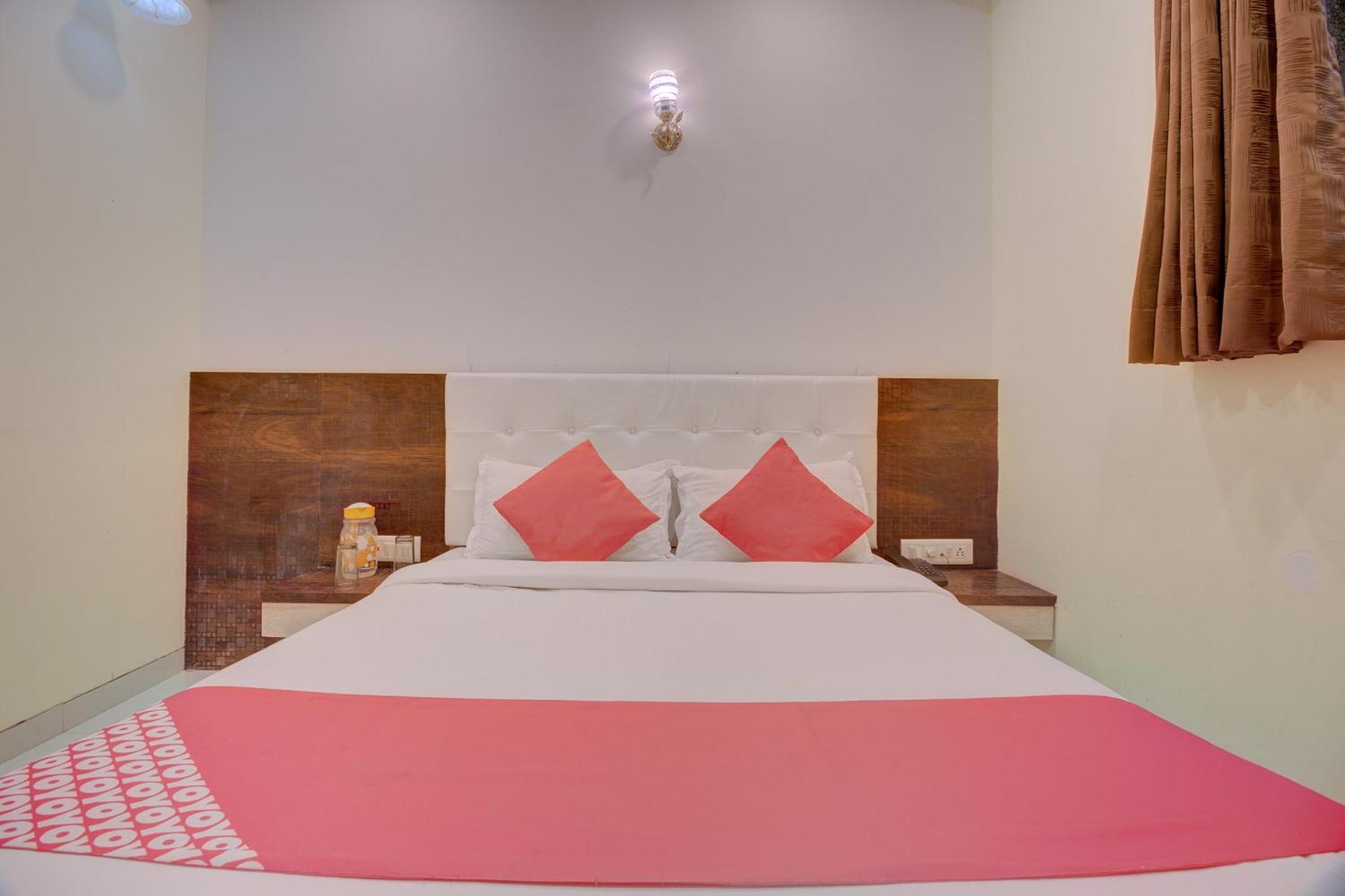 Hotel O Shiv Ganga Inn Varanasi Exterior photo